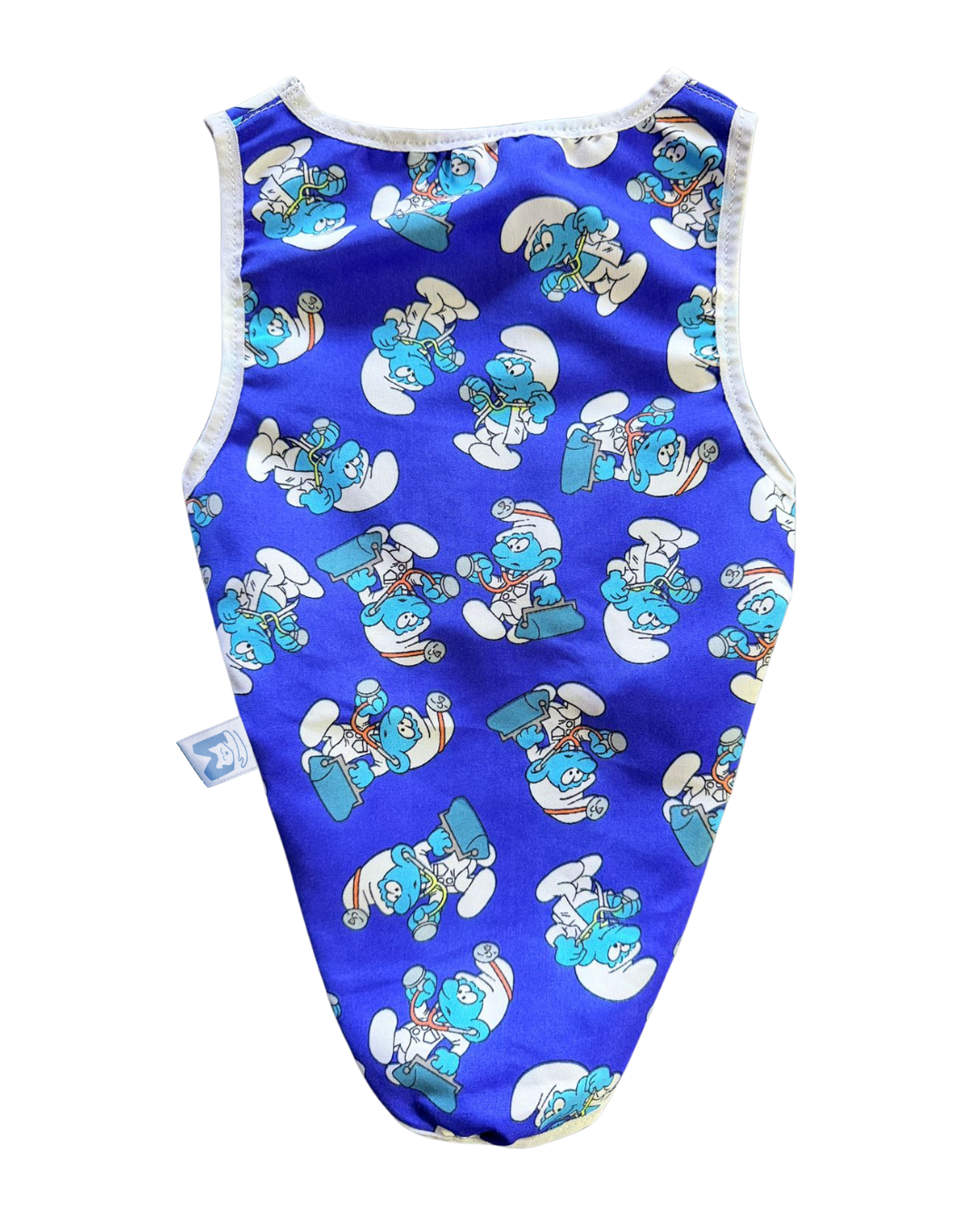Camisilla Esencial - Personajes